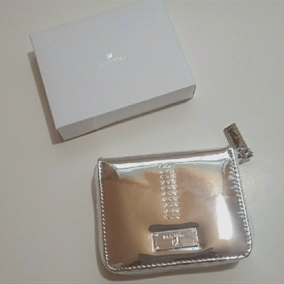 New in Box. Swarovski Crystal Zipper Wallet - Picture 2 of 7